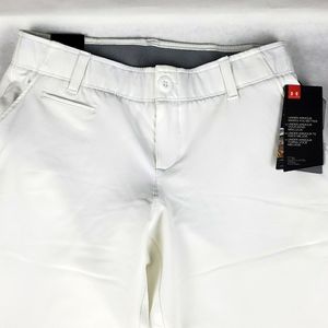 UA Fitted Women's white links golf pants